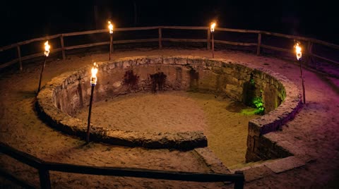 Stone arch at the Suburra's edge